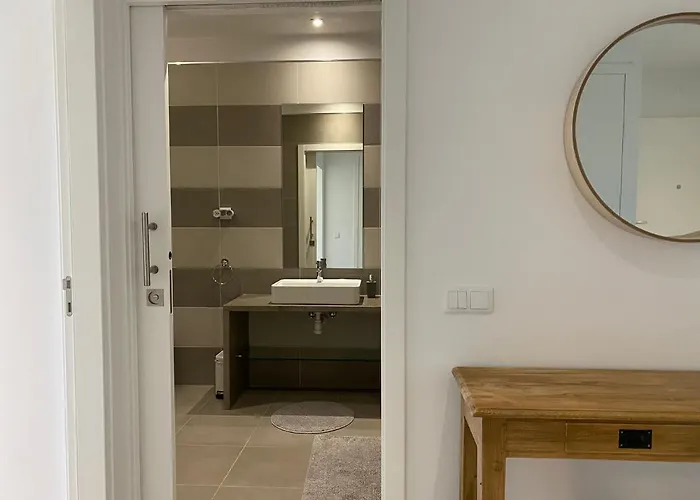 Malpique Apartment *