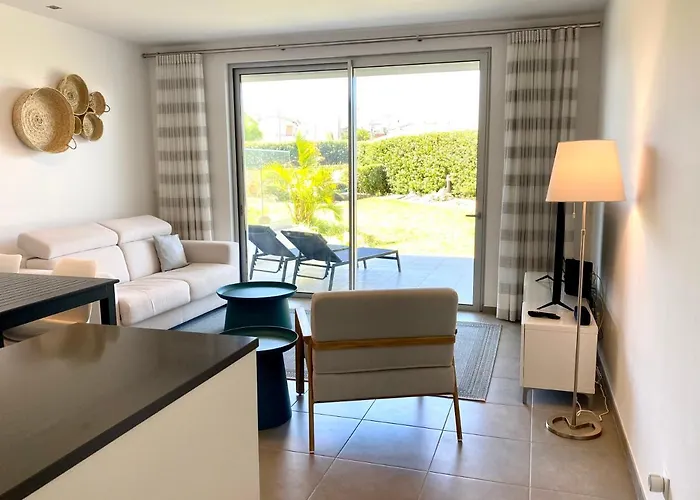 Malpique Apartment *